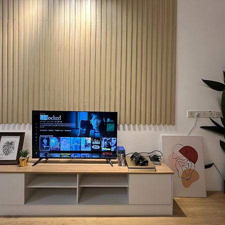 Vila Demuji 4Br 10Pax 3Min To Ecm Kcm, Ps4 Kuantan Exteriér fotografie