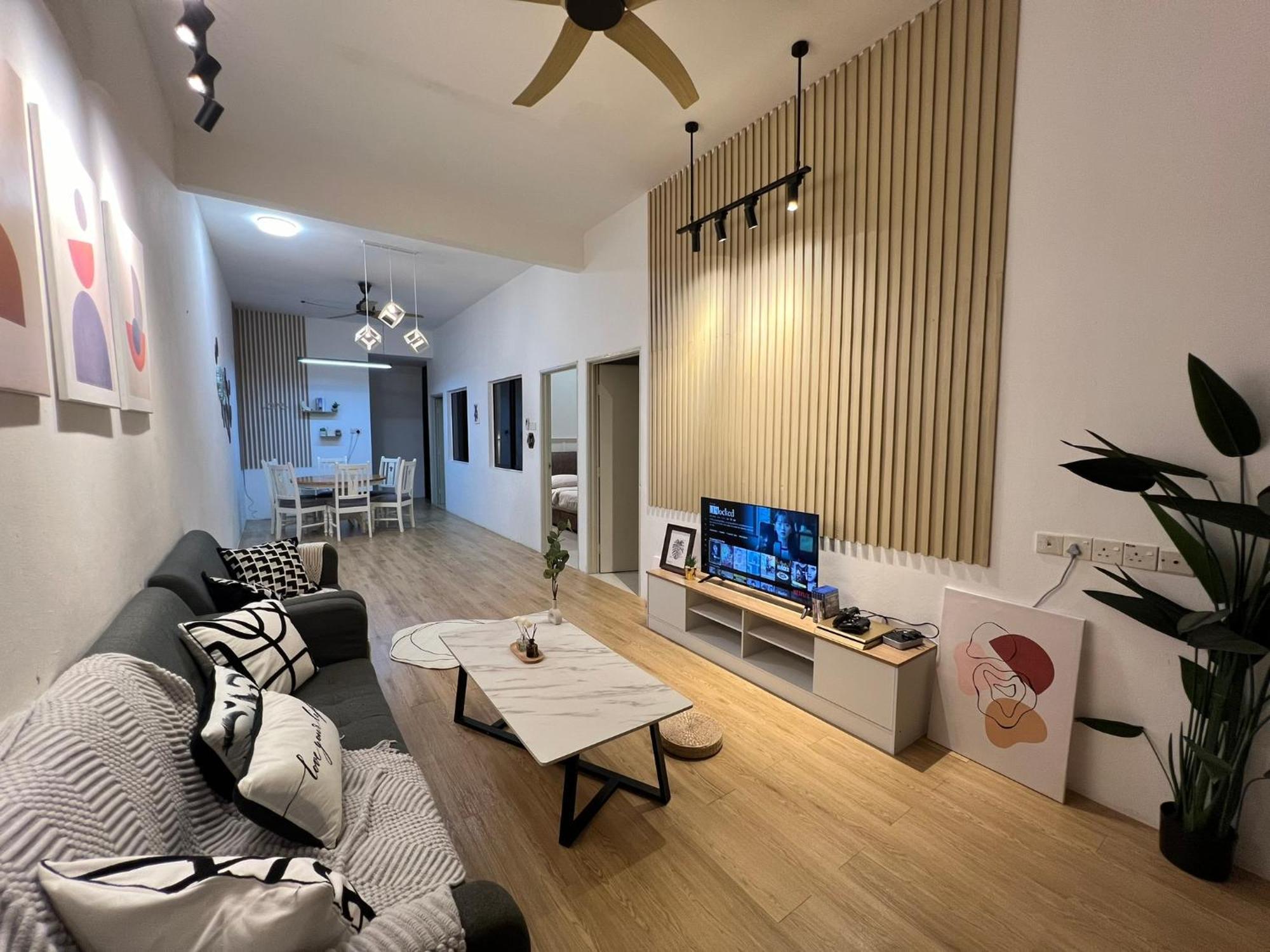 Vila Demuji 4Br 10Pax 3Min To Ecm Kcm, Ps4 Kuantan Exteriér fotografie